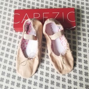 NIB Capezio Ballet Shoes Size 1